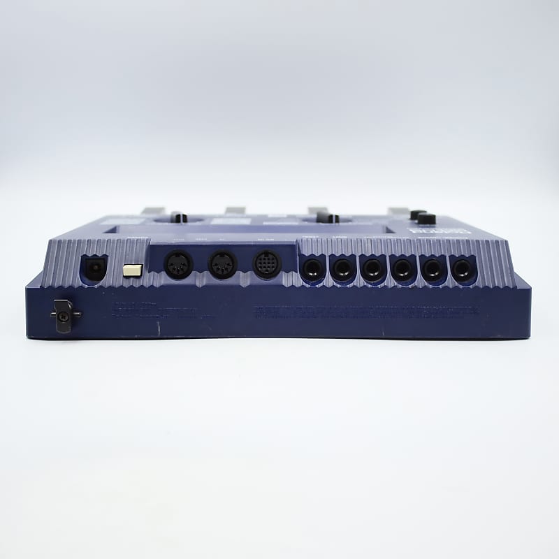 Roland GR-09 | Reverb