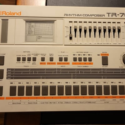 Roland TR-707 Rhythm Composer Drum Machine