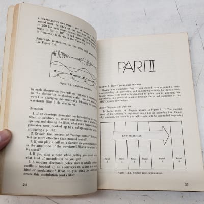 Alan R. Pearlman (ARP) Learning Synthesizers Book – 1st Edition image 9