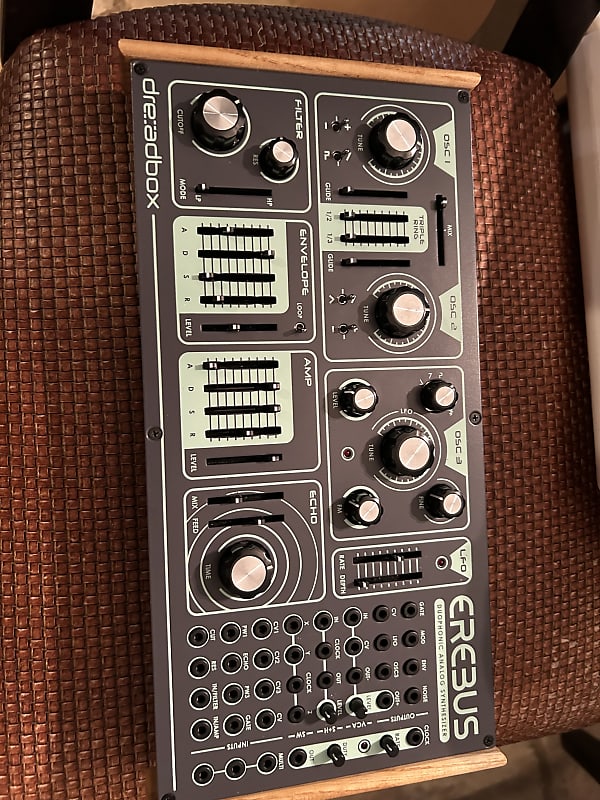 Dreadbox Erebus V3 | Reverb