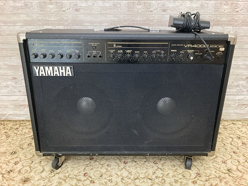 Used Yamaha VR4000 Stereo 2X10 Solid State Guitar Amp