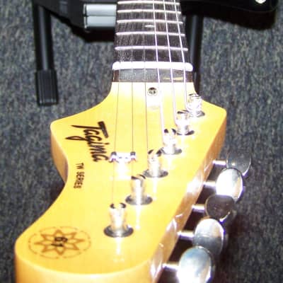 Tagima TW-61 Sunburst  Offset body electric guitar with Fender Tweed gig bag image 7