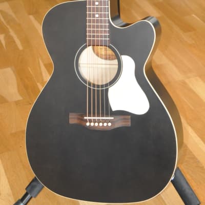 ART & LUTHERIE Legacy Faded Black CW Presys II / Made In Canada / Acoustic-Electric Cutaway Concert Size Guitar image 2
