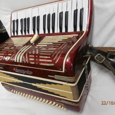 A. GUERRINI AND SONS 80 bass piano accordion 1960 -1970 Red Marble