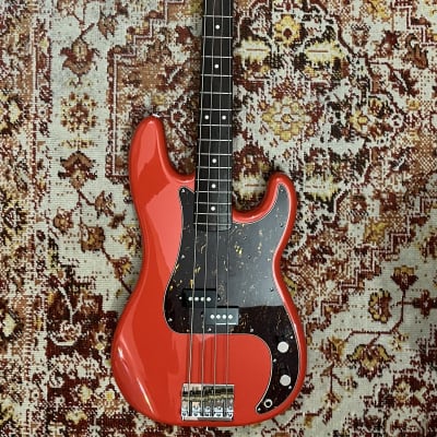 Squier Classic Vibe '60s Precision Bass 2009 - 2014 - Fiesta Red for sale