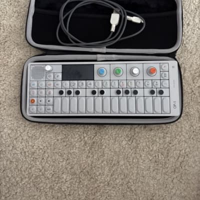 DTM・DAW TEENAGE ENGINEERING OP-XY Teenage Engineering OP-XY: Synthesizer Groove Machine - Now