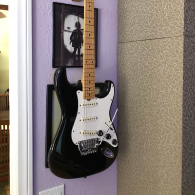 Vintage 1987 Fender Squier Standard Stratocaster with System I Tremolo in Black image 3