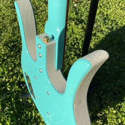 Jerry Jones Longhorn Bass6 bassVi 90’s  - Turquoise image 10
