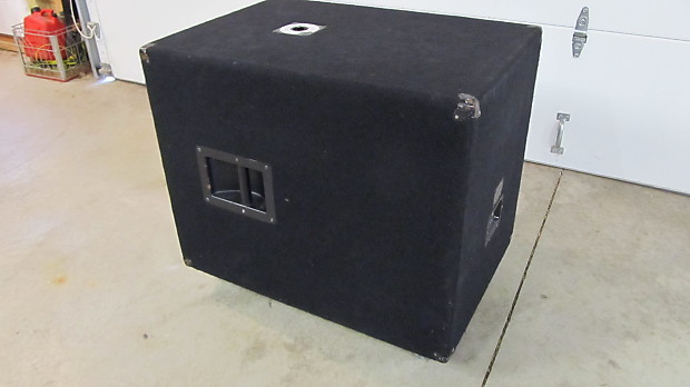 Yamaha SW1181V Sub Woofer