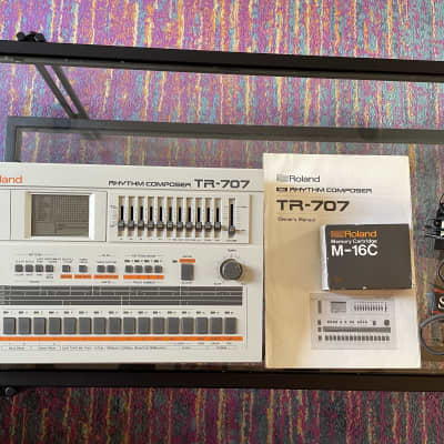 Roland TR-707 Rhythm Composer 1985 - White