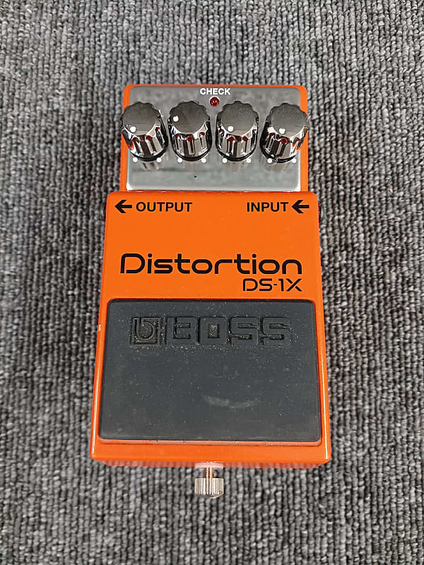 Boss DS-1X