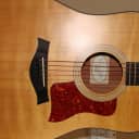Taylor 110 2013 Excellent Condition with New Hard Shell Case