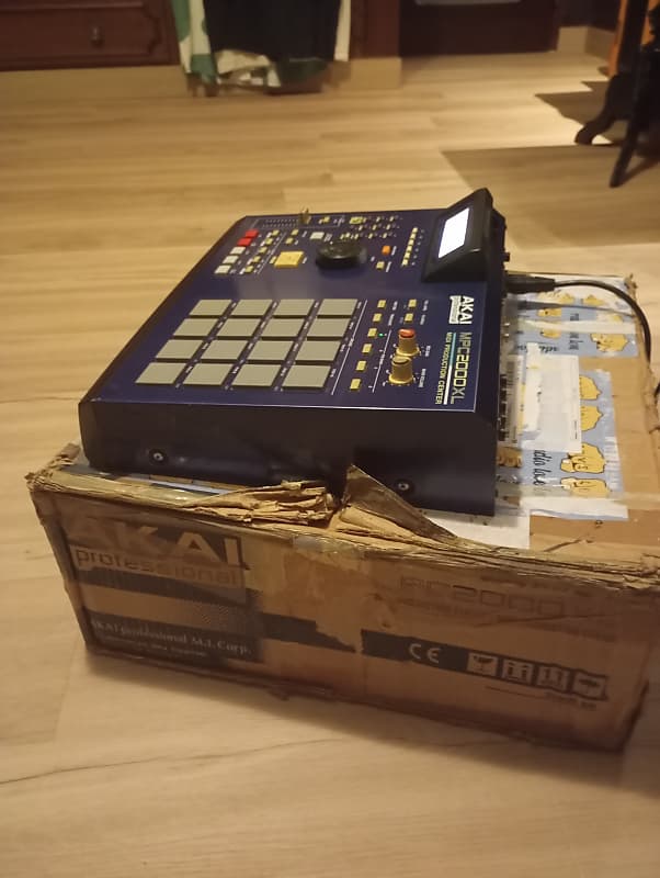 Akai MPC2000XL MCD MIDI Production Center | Reverb Canada