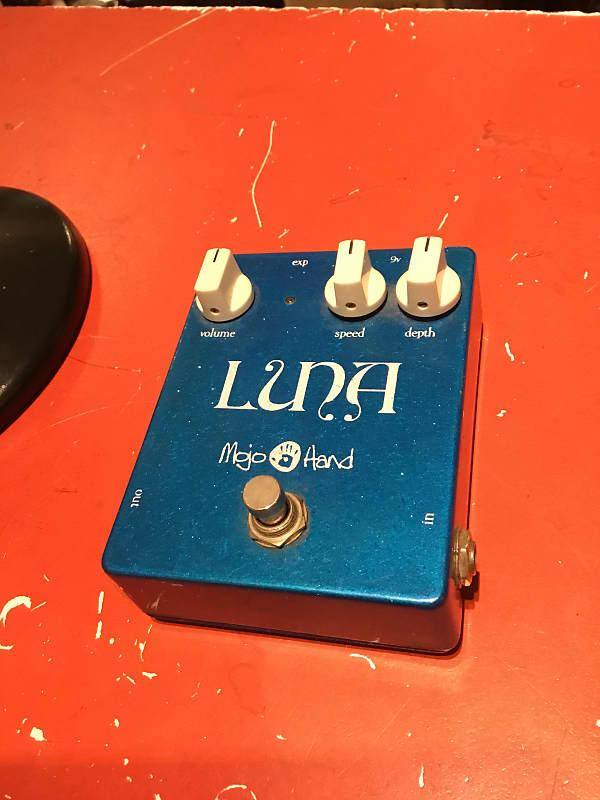 Mojo Hand Luna Vibe