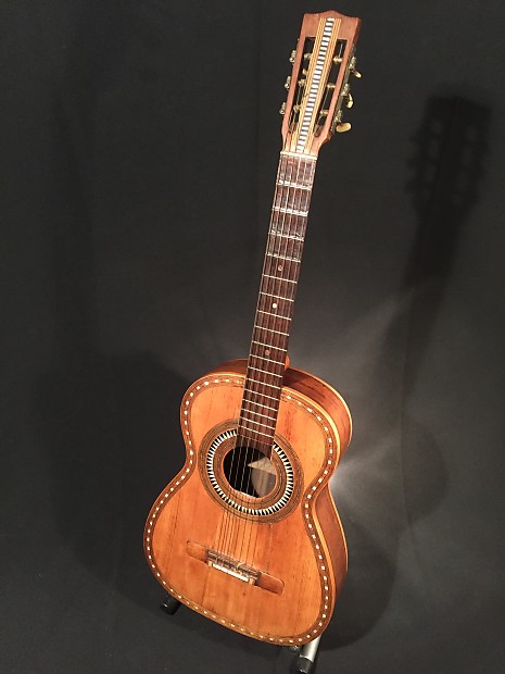 Vintage shop spanish guitar