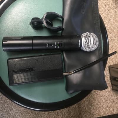 Shure Wireless SM58 Microphone w VP3 CC Wireless Receiver Reverb