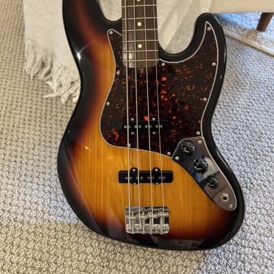 fender mex jazzbass DIY リフィニッシュ（FENDER Fretless Jazz