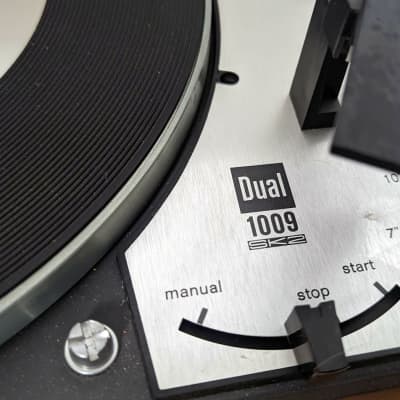 Dual 1009 SK2 4-Speed Fully-Automatic Turntable w/ Dust Cover & Wood Plinth image 8