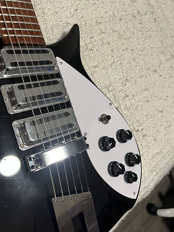 Copy* Rickenbacker 325 - Jetglo Black | Reverb