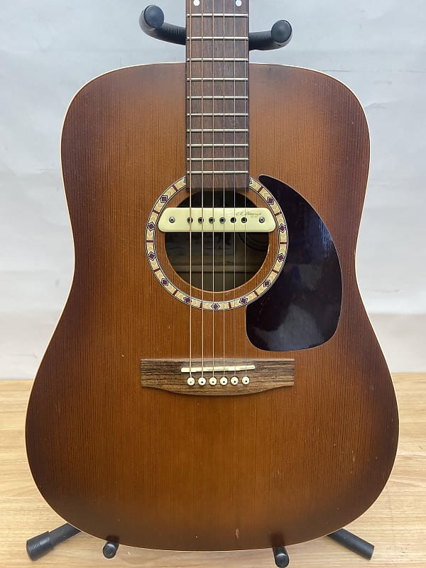 Art & Lutherie Cedar Dreadnought by Godin | Reverb