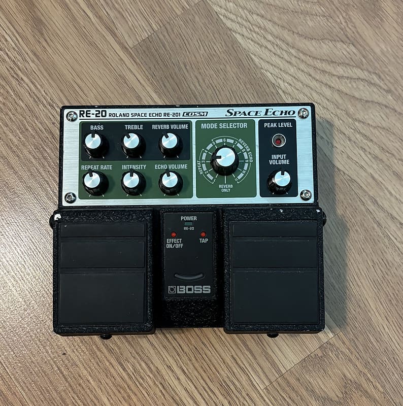 Boss RE-20 Space Echo