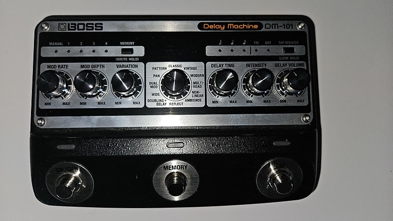 Boss DM-101 Delay Machine