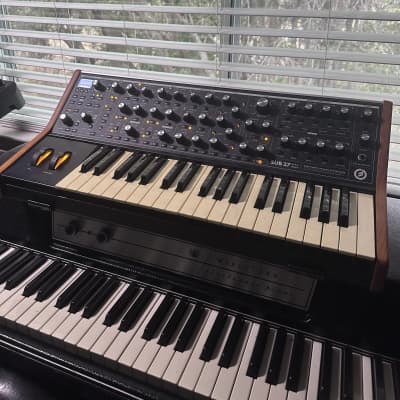 Moog Sub 37 Tribute Edition 2010s - Black