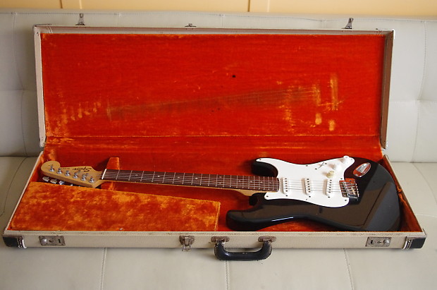 1963 Fender Stratocaster Case - Blonde Tolex | Reverb