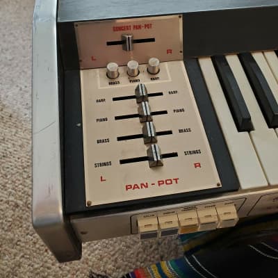 Super Rare Vintage Synthesizer 1970s SLM Concert Spectrum Keyboard image 3