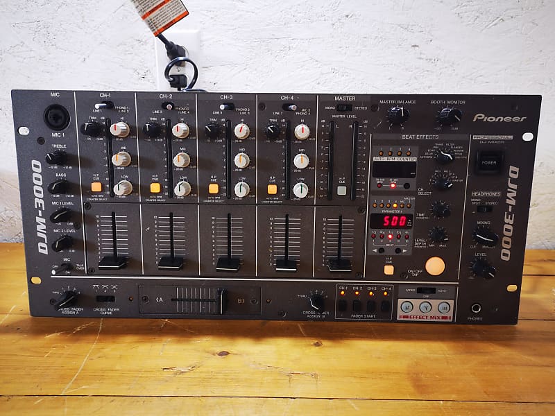 Pioneer DJM-3000 Professional Rackmount Club DJ Mixer - Great Condition -