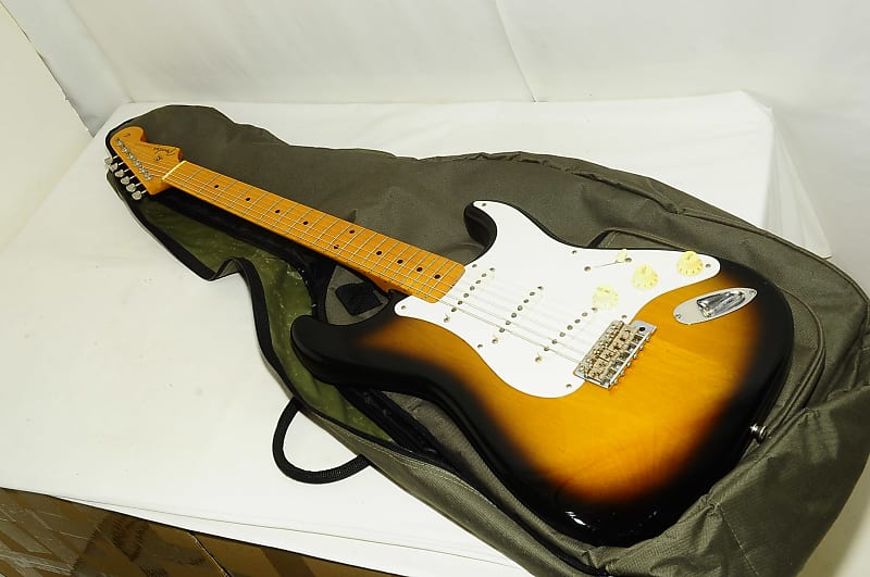 Fender Japan ST57-70TX 2TS Stratocaster Sunburst Electric Guitar Ref No.5446