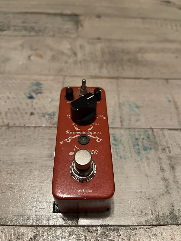 Donner Harmonic Square Pitch Shifter/Octave/Morpher Reverb
