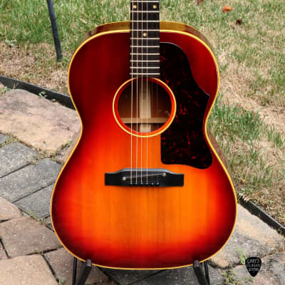 ギブソンB25 Gibson フェイドチェリー！パーカッシブサウンド！ Gibson ギブソン 1960's B-25 Cherry Sunburst w/Lyric 0%OFF