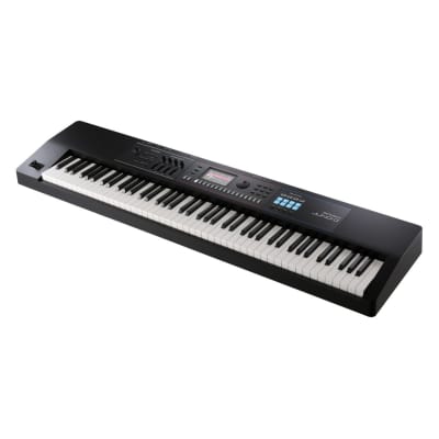 Roland Juno D8 Synthesizer