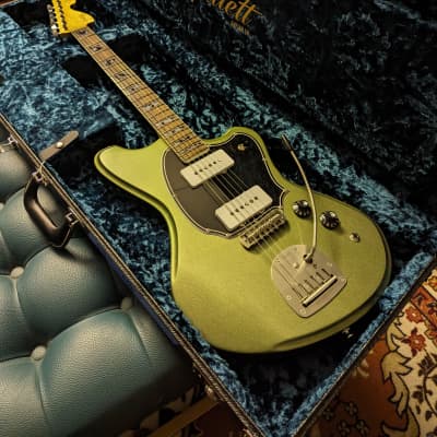 Gullett Guitar Co Cobra JM 2024 - Champagne Green for sale