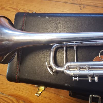 Bach Stradivarius 180S37 Silver Trumpet--Chem Cleaned, Serviced, Extras! image 2