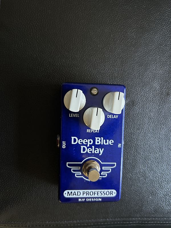 Mad Professor Deep Blue Delay
