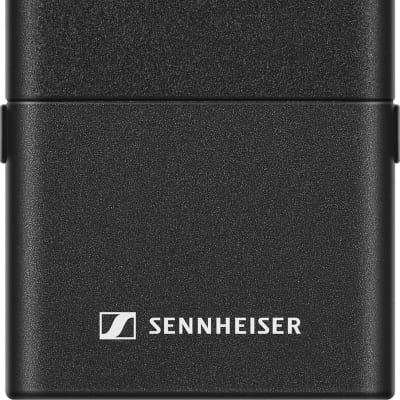 Sennheiser EW-D SK Digital Bodypack Transmitter, Band R4-9 (552-607.8 MHz) image 2