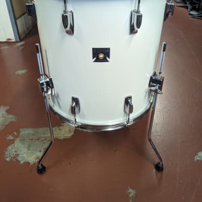 Storage Find! 1980s Tama Superstar Japan 16 X 16" White Lacquer Floor Tom - Looks & Sounds Great! image 1