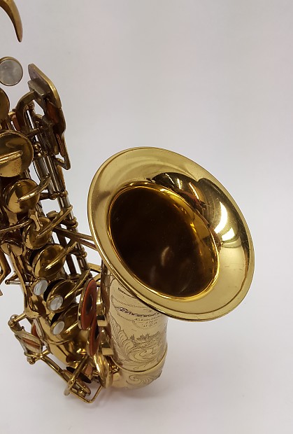 Buescher 400 Top Hat & Cane Alto Saxophone & Original Case Buescher 400 Top Hat & Cane Alto Saxophone & Original Case