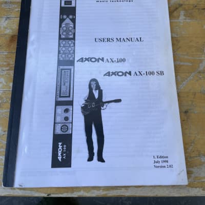 Blue Chip Axon AX-100 Users Manual 1998 image 1