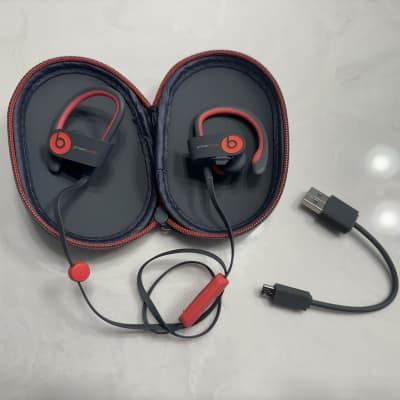 Beats high quality by Dr. Dre Beats Solo³ Wireless in SIREN RED