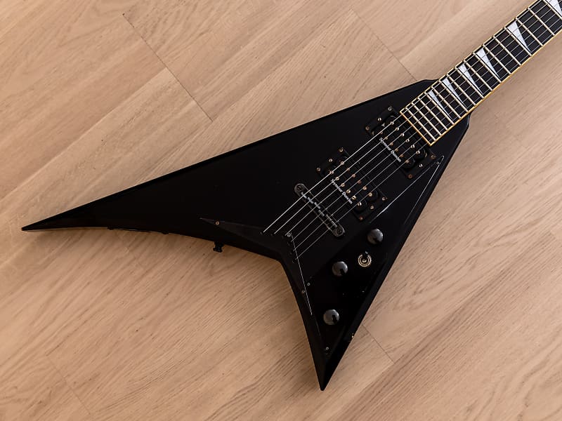 2000s Jackson Stars RR-J2B Randy Rhoads Flying V Electric Guitar