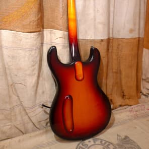 Mosrite V III 1984 Sunburst image 9