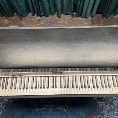 See Video! Vintage 1977 Rhodes Mark I Stage 73-Key Electric Piano w/ Legs, Crossbars, Sustain, Rod & Lid image 6