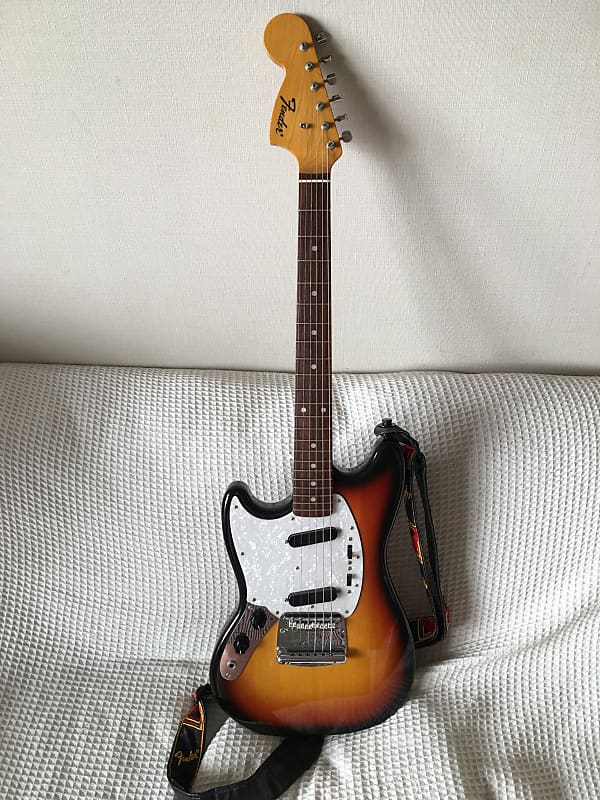 Fender Mustang MG69-LH Sunburst MIJ | Reverb Canada