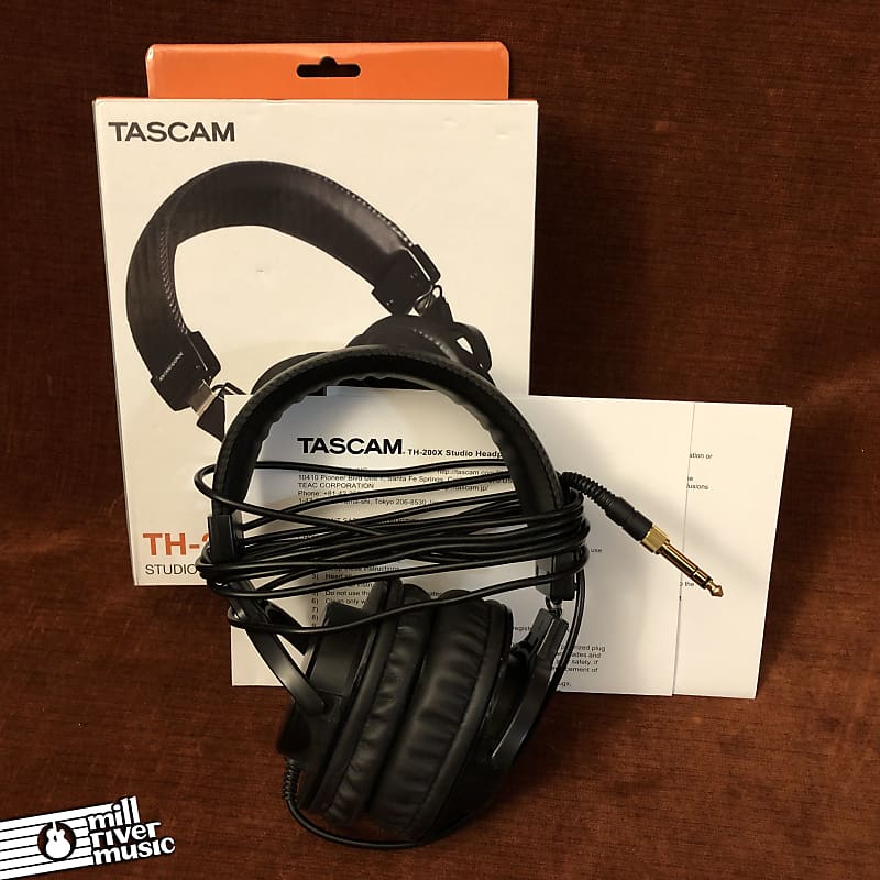 Tascam TH-200X Closed-Back Studio Headphones w/ Box