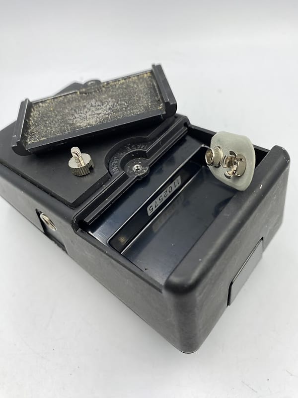 Yamaha DI-03 HARDIST Distortion '80s Vintage Guitar Effect