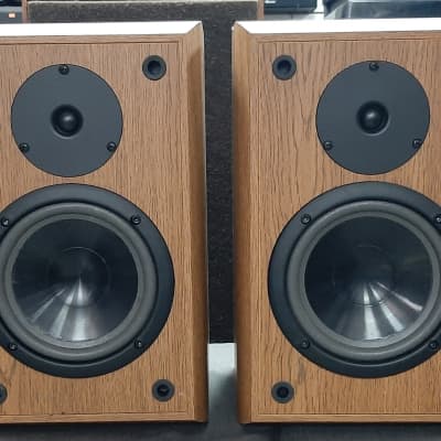 Infinity reference 2024 bookshelf speakers