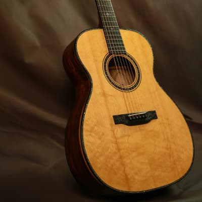 2014 Martin 000-14 Brazilian Kingwood Masterpiece NAMM Showcase Hand-carved Acoustic Guitar image 19